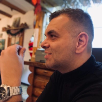 Miroslav Radosavljević, osnivač MaxDesign-a i AI SEO strateg